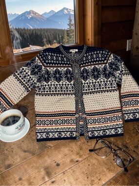 Norwegian-Style 100% wool Nordic Fair Cardigan Sweater Cottagecore